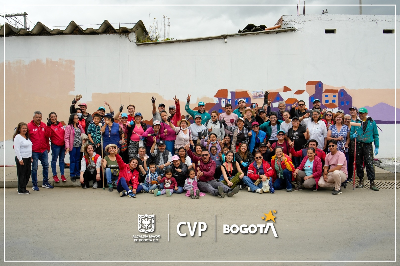 La Secretaría del Hábitat, a través de la estrategia Territorios Mágicos, acompañó esta jornada de revitalización que lideró la Caja de la Vivienda Popular con intervención de pintura, barrido y olla comunitaria, porque queremos revitalizar este barrio.
