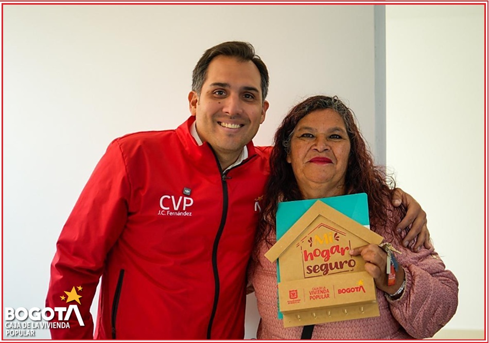 Familias reciben viviendas seguras en el proyecto Paseo del Sol