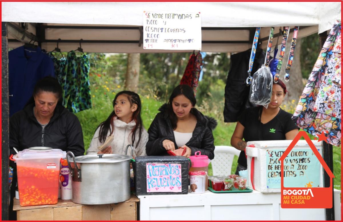 Feria de servicios en Arboleda Santa Teresita octubre 2024