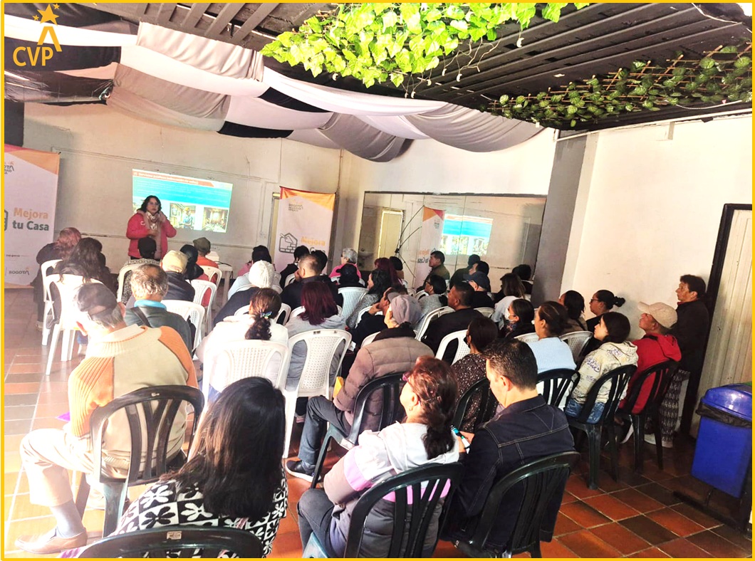 La jornada también reservó un espacio central para la escucha activa. En el barrio Girardot, la CVP lideró un diálogo ciudadano que reunió a 51 personas