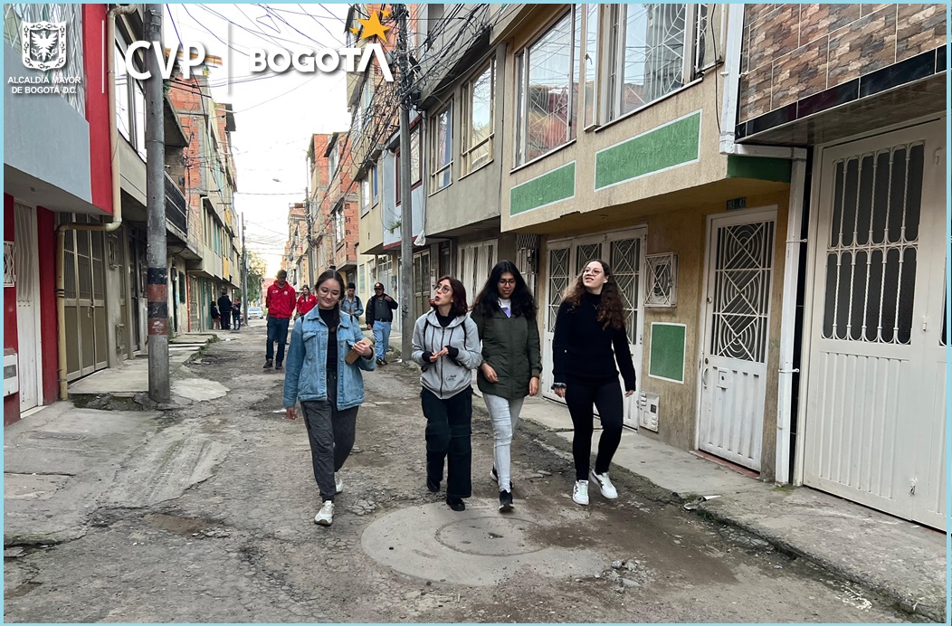Mujeres diseñan espacios públicos seguros para mujeres foto4